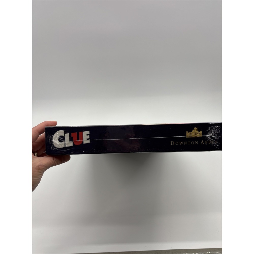 Clue Downton Abbey Edition New Unopened Hasbro Gaming Board Game - Picture 3 of 4
